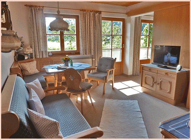 2_wildbachhaeusl-fw2-wohnraum-3.gif