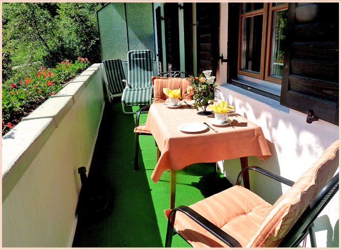 5_wildbachhaeusl-fw2-balkon.jpg